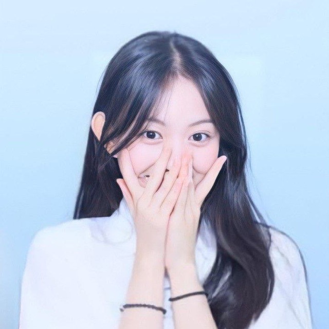 Jisung's Caretaker, Lana.