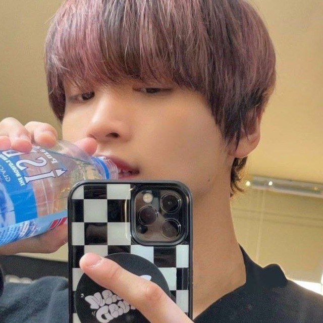 THE ROCKSTAR MUTUAL