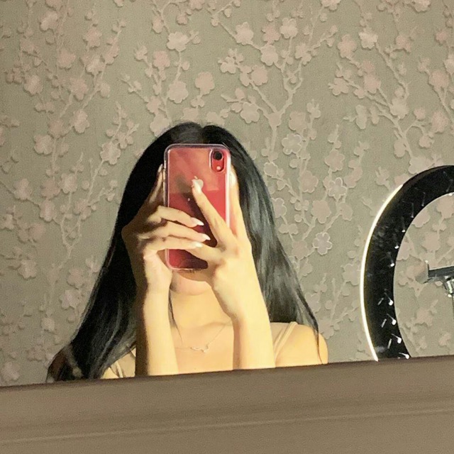 - Rosa .
