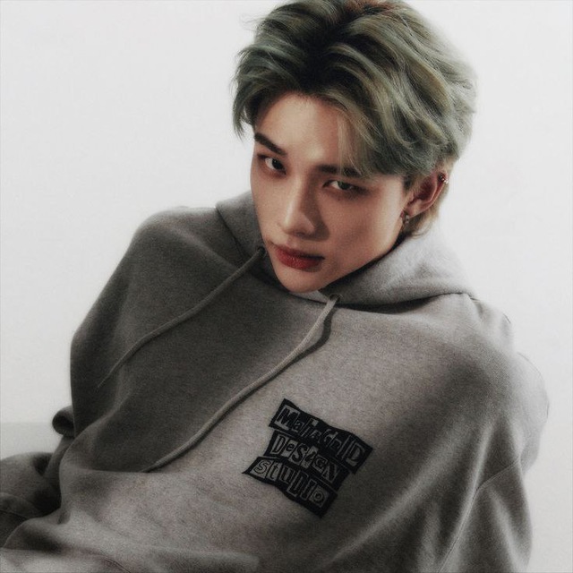 𝙃𝙮𝙪𝙣𝙟𝙞𝙣 / 𝘠𝘢𝘯 𝘸𝘪𝘯𝘺 🍷