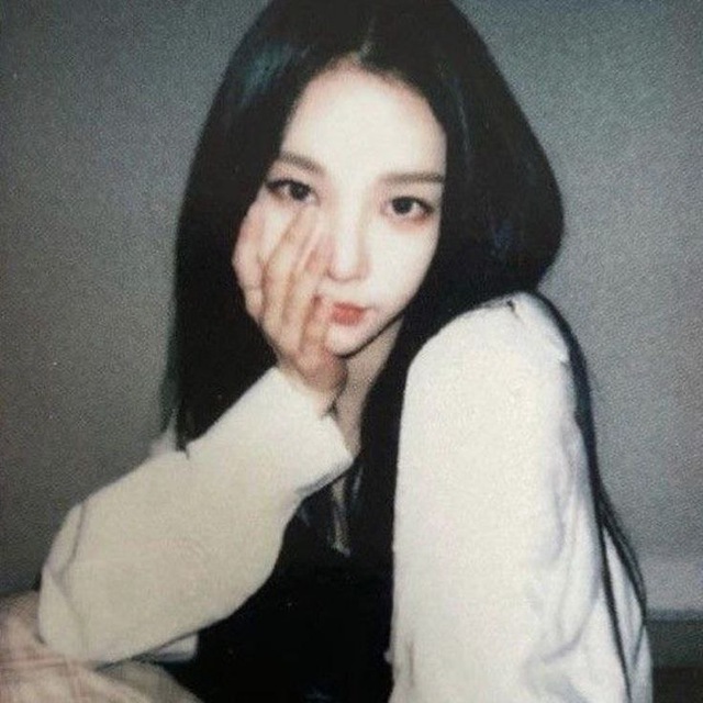 karina jajan >_<
