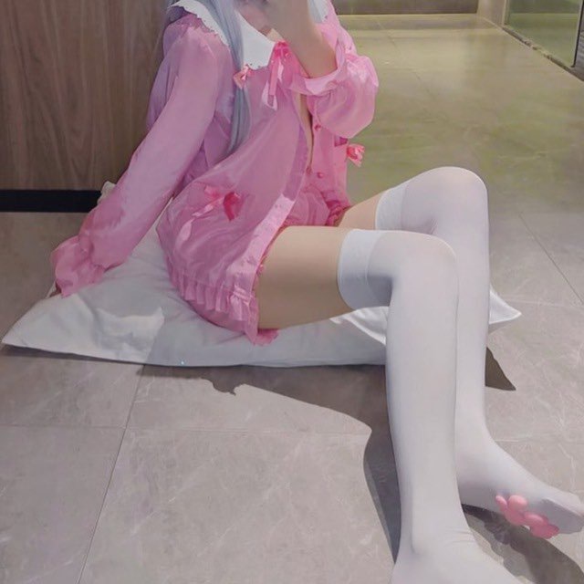 呦萝先生客服