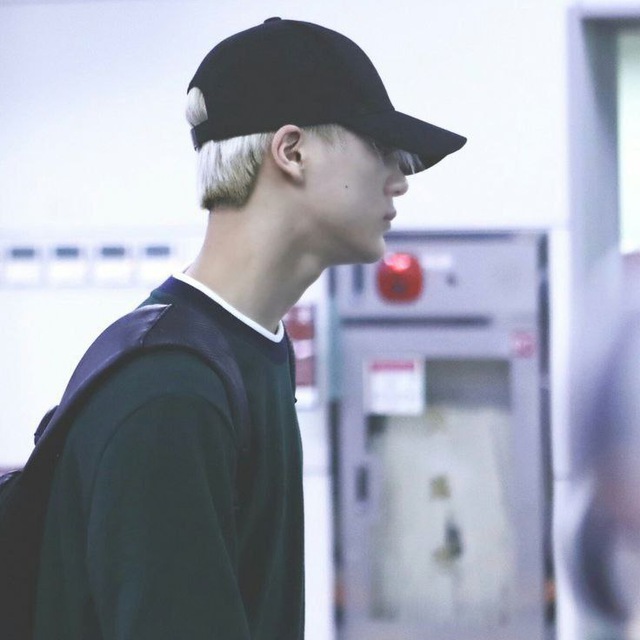 艾瑟尔: ㅤㅤㅤCHIVALROUS.. ╱ 23rd — E. Knight.