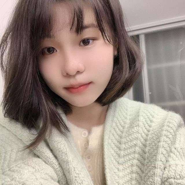 免费裸聊女孩