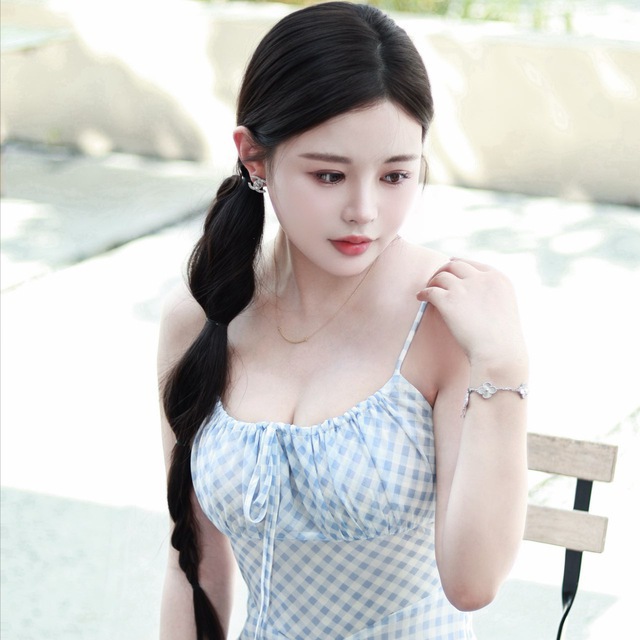 田心娜私聊助手