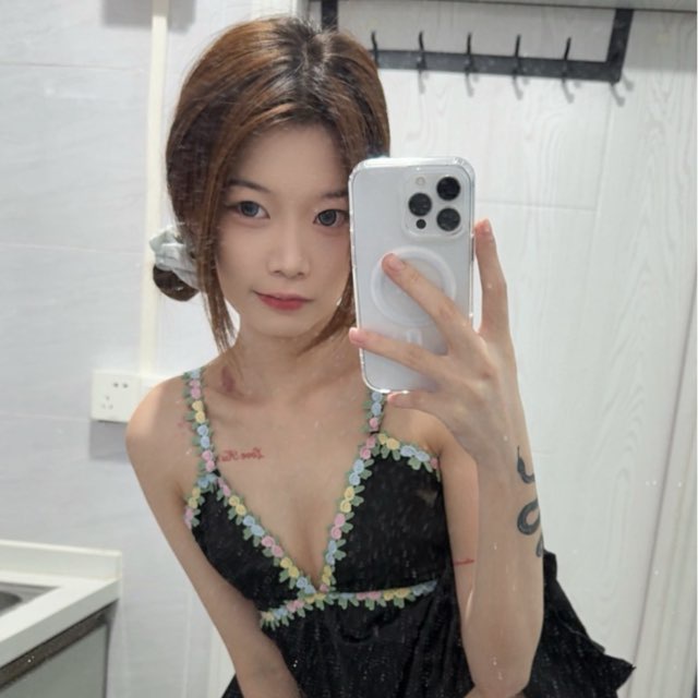 小茹机器人