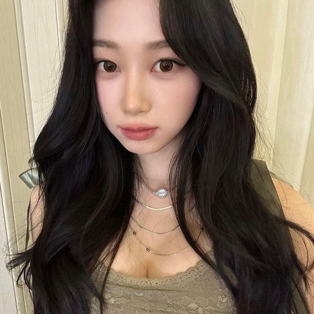 ЖЮ jeno's girlfriend.