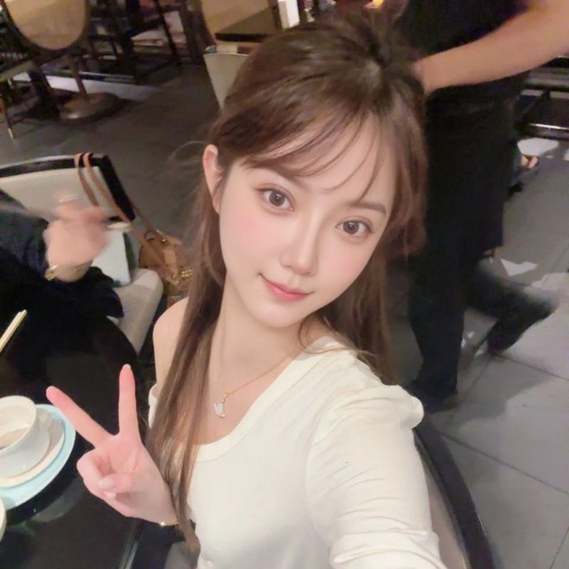 👑白云服务导师～🎀菲菲双向🤖【休息中】
