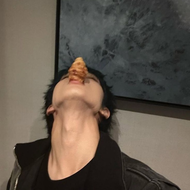 GAR.