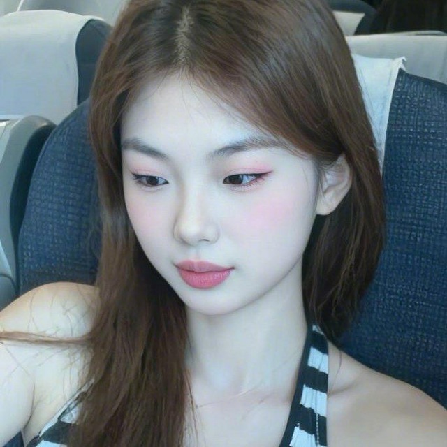 小莹机器人