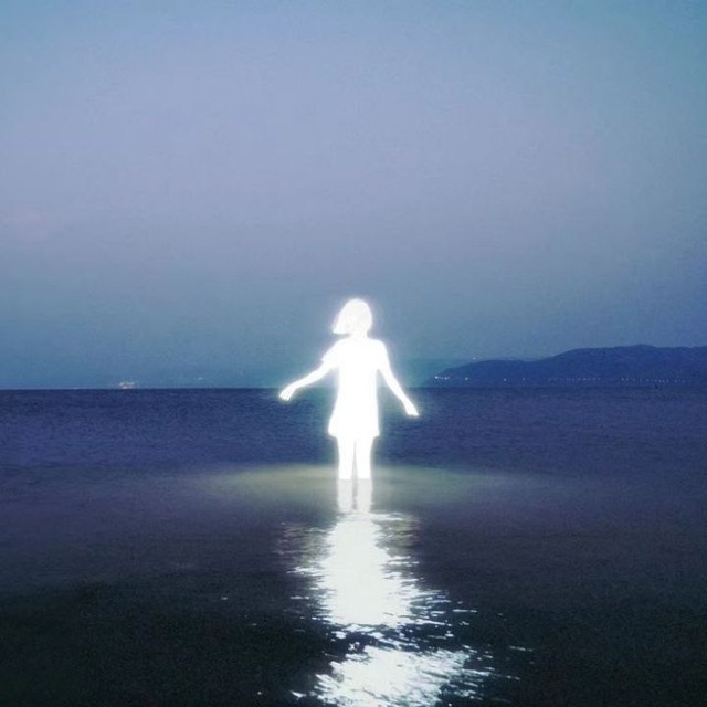 🌊