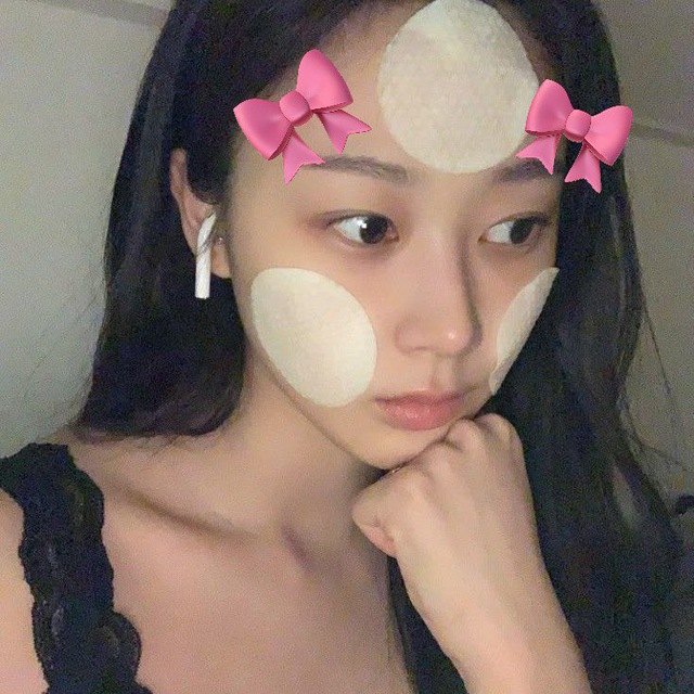 GH.