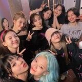 TWICE’s Assistant.