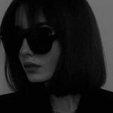 " زٍهّرةّة الفخمة"🖤