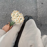 هَم صُحبَتـی با غـزل؛👩‍🦰🍁