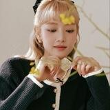 M - ˚🎀𑁬
