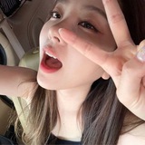 Ayumi.