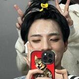 sachi, wtb/wts. ♥︎!