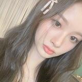 🩰 . . yeyi’s maid ‹ verisimilitude ›