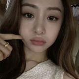 Yunjin's wifey.