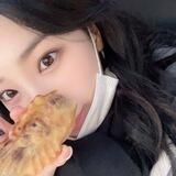 Chaewon.