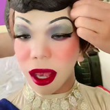 Harya ngabisin uangg