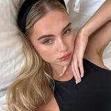 <3