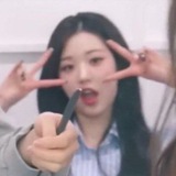 Nom Num