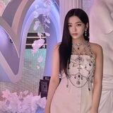 nicole, tawar jualan aja