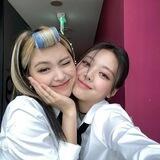 ㅤ ࣪₊˚ ᦸ 👩🏻‍🌾🥐