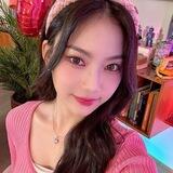 요염한: ..• ✿ - Cherry. 🍒