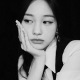 JIHAN.