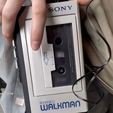 📹