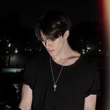Jeno.