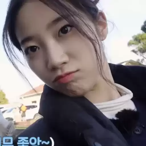 LeSserafimNakamura