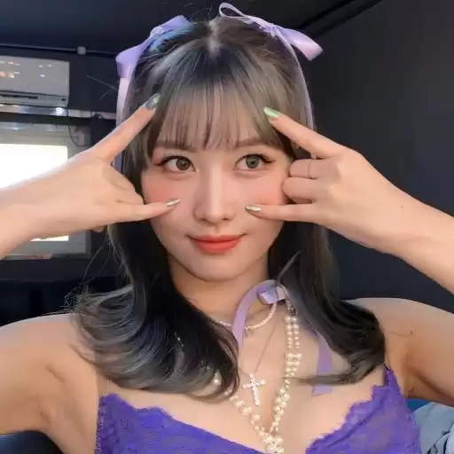 momotwicecutebylnst