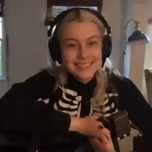 phoebeiconls
